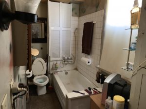 Upward Home Solutions buys houses for cash